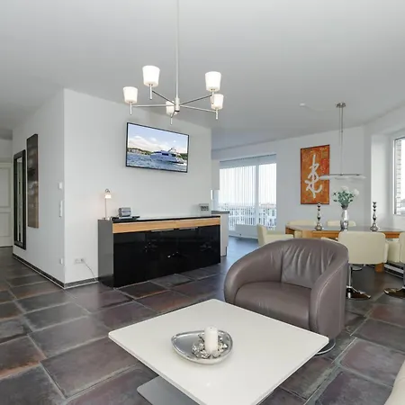 Am-yachthafen-villa-fehmarn-we-42-penthouse